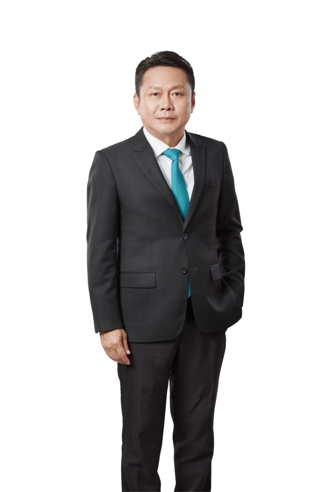 นายศักดิ์ชัย ปฏิภาณปรีชาวุฒิ ประธานเจ้าหน้าที่บริหารและกรรมการผู้จัดการใหญ่ บริษัท เอสซีจี เคมิคอลส์ จำกัด (มหาชน) หรือ SCGC