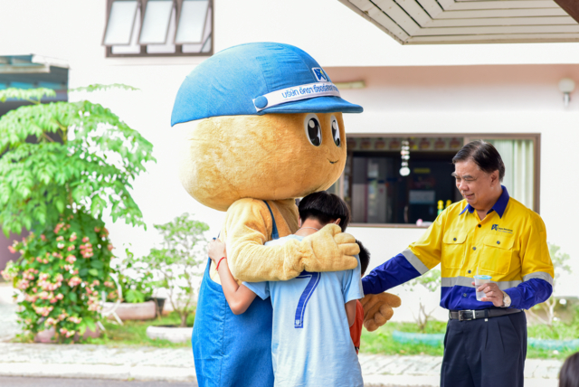นายเชิดศักดิ์ อรรถอารุณ ผู้จัดการทั่วไป ฝ่ายความยั่งยืนขององค์กร บริษัท อัครา รีซอร์สเซส จำกัด (มหาชน)