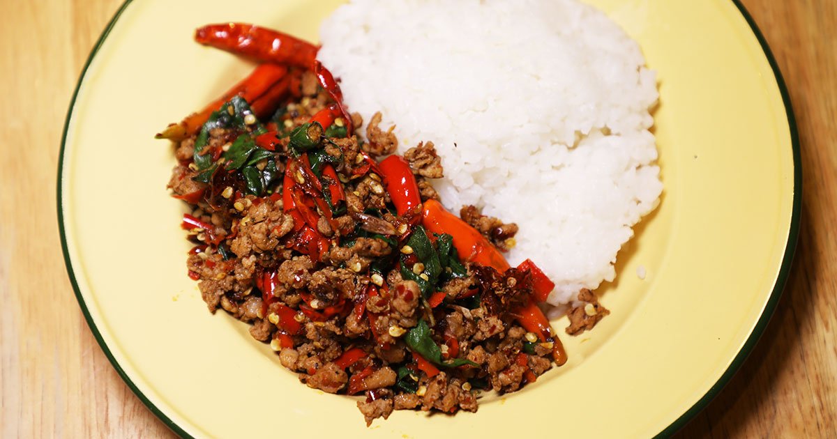 รีวิวร้านที่นี่ Basil - กะเพราป่า ท้าให้ลองพริก Ghost pepper เผ็ดโหด!