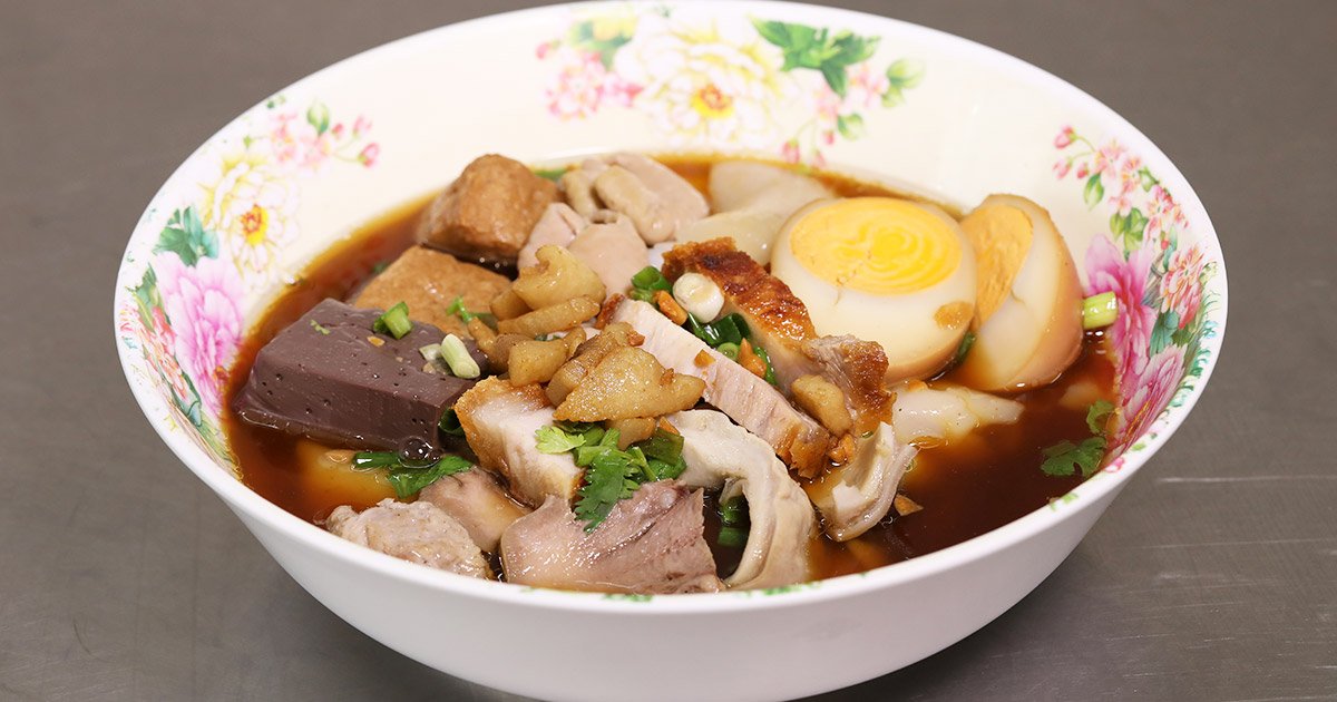 รีวิวร้านสะท้านบู๊ลิ้ม ก๋วยจั๊บสูตรเด็ดกว่า 40 ปี เมนูหลากหลาย