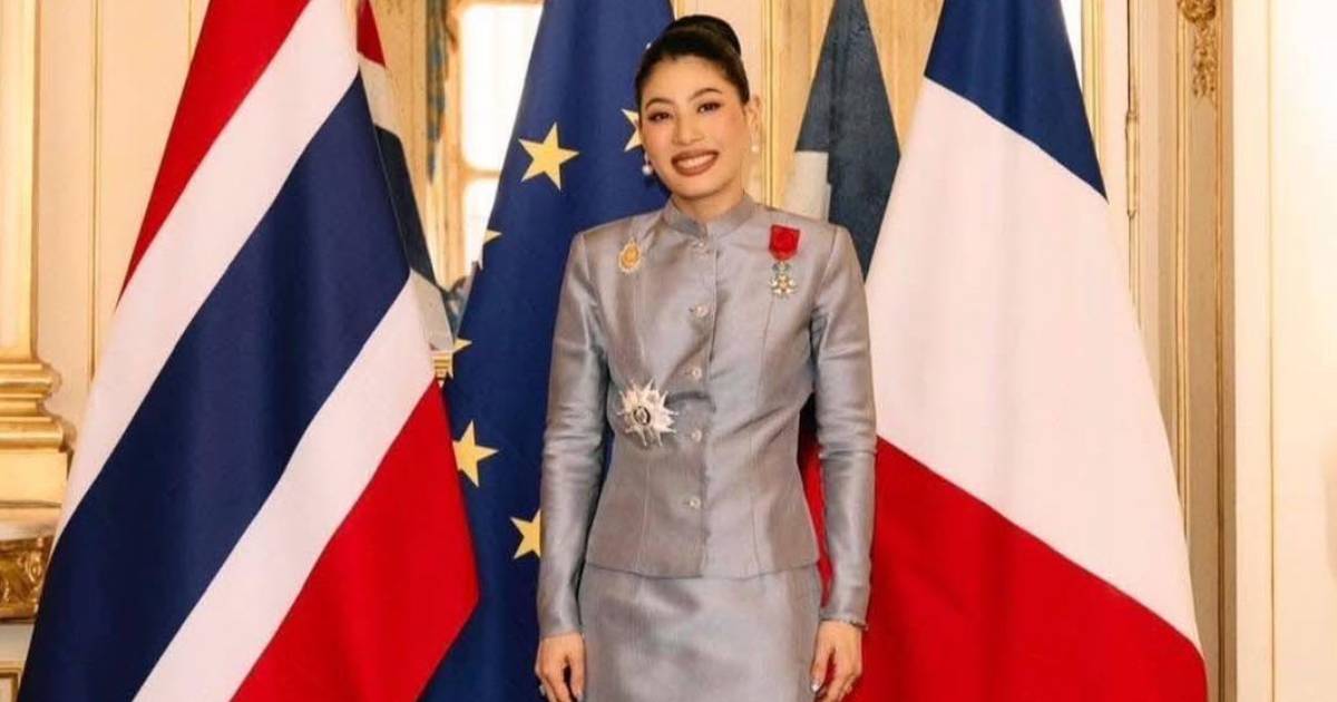 "ยิ่งลักษณ์"กราบทูลถวายความปีติยินดี สมเด็จฯ เจ้าฟ้าสิริวัณณวรีฯ
