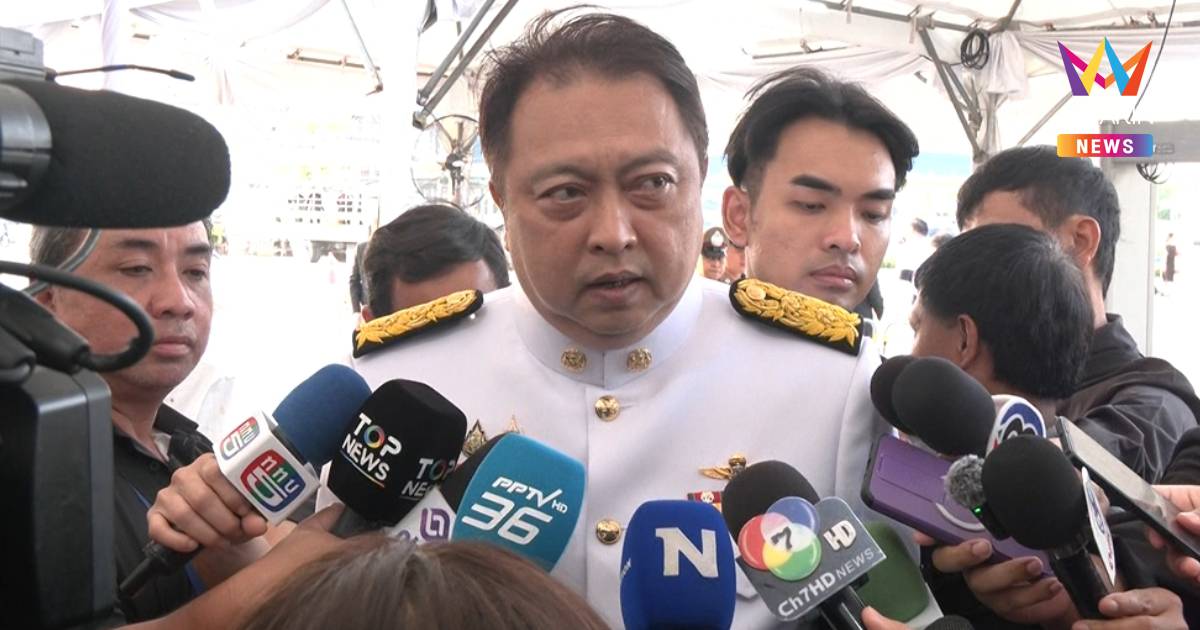 "สุชาติ" ย้ำ ไม่เกี่ยวข้องสติกเกอร์แปะหน้ารถบรรทุก ชี้ เป็นข้อมูลเก่า