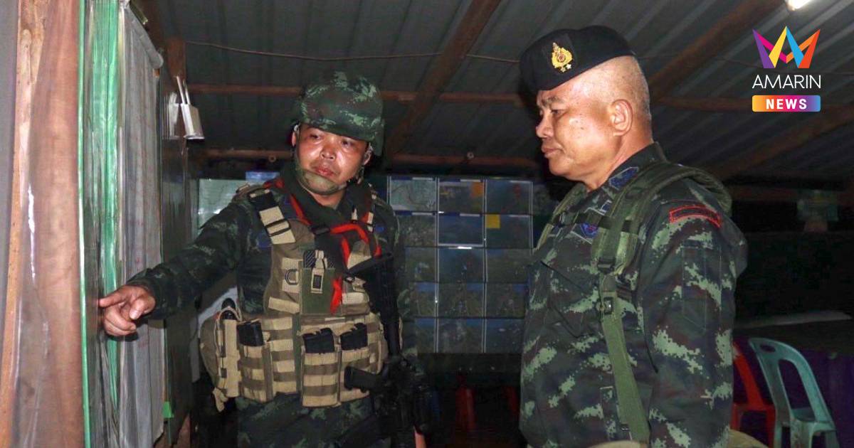 “รองแม่ทัพภาคที่ 2” เยี่ยมกำลังพลปฏิบัติงานช่างกลางคืน แนวภูมะเขือ