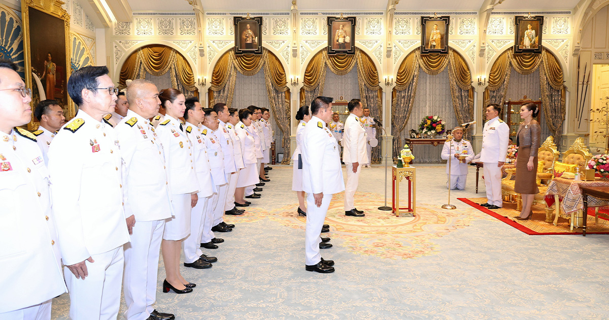 ในหลวง ทรงมีพระราชดำรัสแก่คณะรัฐมนตรีใหม่