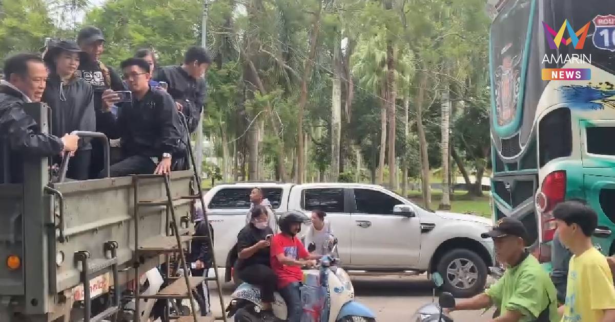 ชาวบ้านโวย นายกฯ ระหว่างลงพื้นที่ บอก “คนลำบาก แต่นายกฯ นั่งรถ”