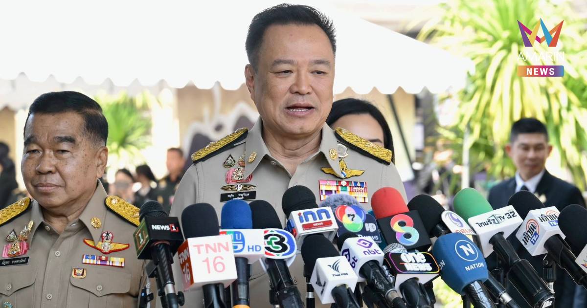 "อนุทิน" ลั่น "คาดเข็มขัดนิรภัย" หลังสื่อจี้ถามปม อุบัติเหตุการเมือง