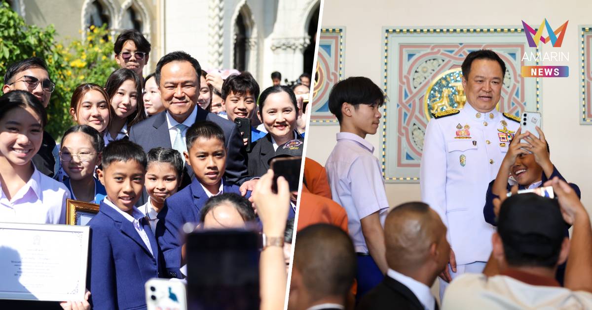 ฮอตเกินต้าน!นักเรียนรุมขอลายเซ็น เซลฟี่ “นายกฯลุงหนู”