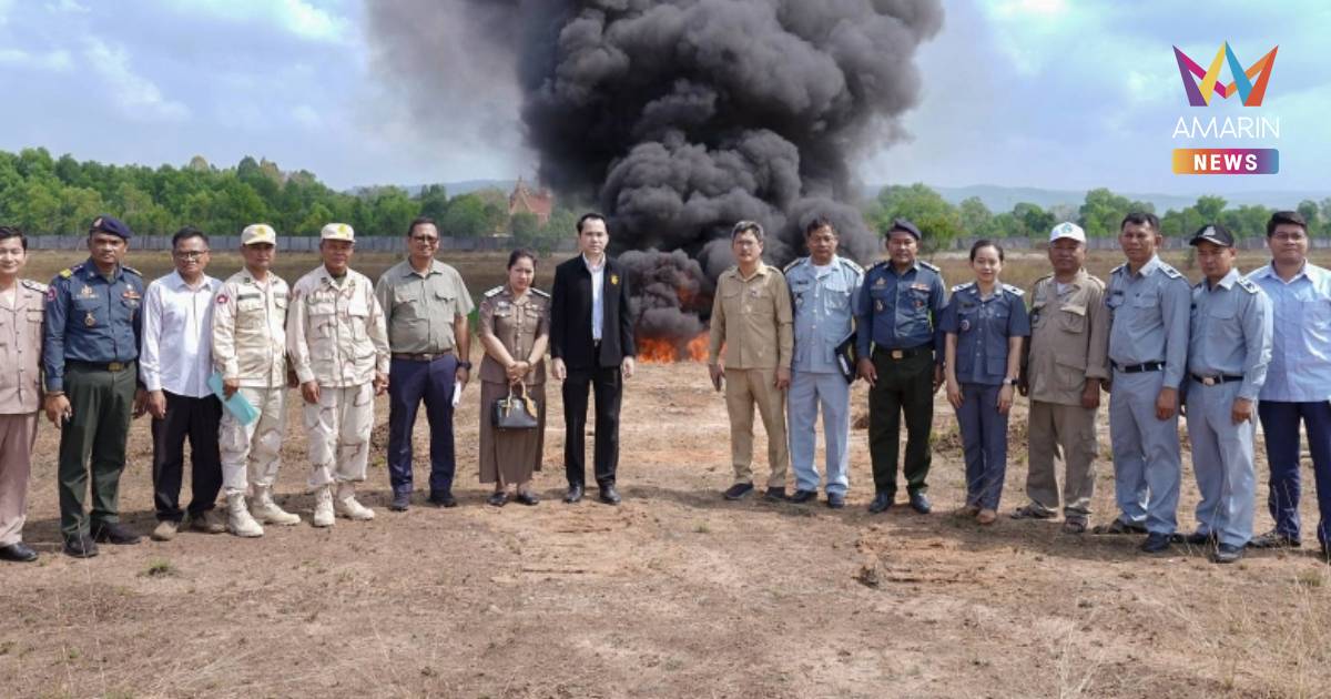 เขมรเดือด! จับเรือประมงไทยรุกน่านน้ำ สั่งเผาทำลายปลาหมึก 3 ตันทันที