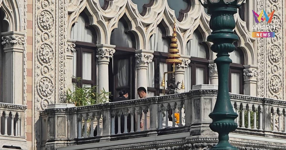 นายกฯ เข้าทำเนียบฯไหว้องค์นรสิงห์ ท่ามกลางกระแสรัฐบาล 300 เสียง