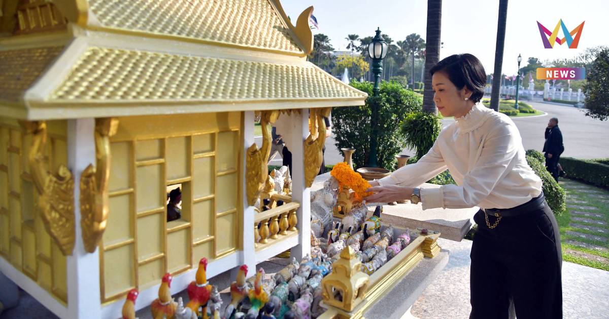 "รัชดา" สักการะสิ่งศักดิ์สิทธิ์ประจำทำเนียบฯ หลังรับตำแหน่ง โฆษกรัฐบาล