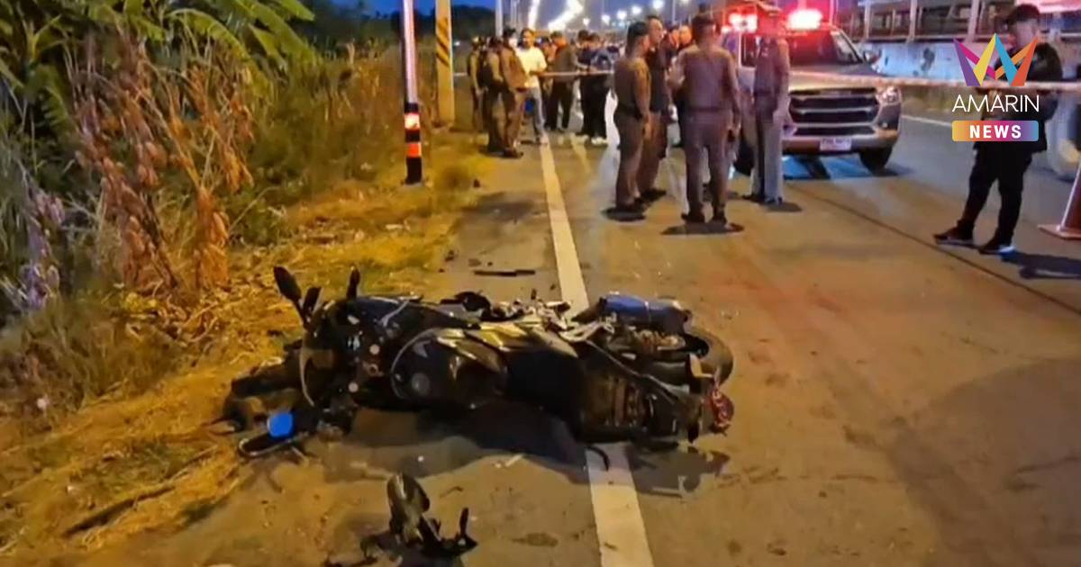 สลดสายตรวจธัญบุรีไล่ล่ารถบรรทุกมีพิรุธเสียหลักชนเสาไฟดับ 1 เจ็บ 1